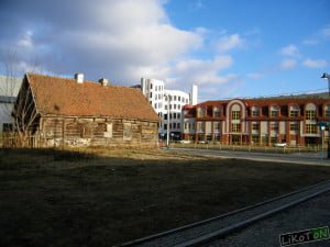 Drewniany budynek w centrum Białegostoku