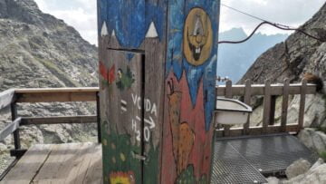 Toaleta przy Chacie pod Rysami