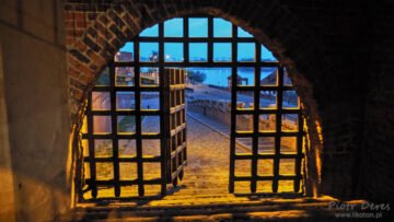 Grudziądz Brama Wodna nocą