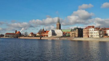 Wrocław Widok na Ostrów Tumski z Bulwaru Ksawerego Dunikowskiego