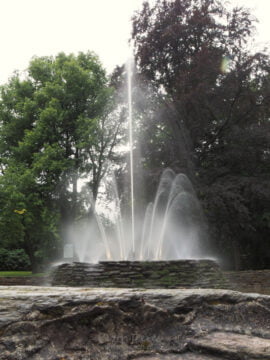 Duszniki-Zdrój Kolorowa Fontanna