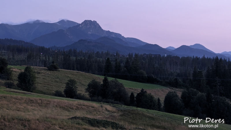 Widok na Tatry z ogródka U Gawlaka